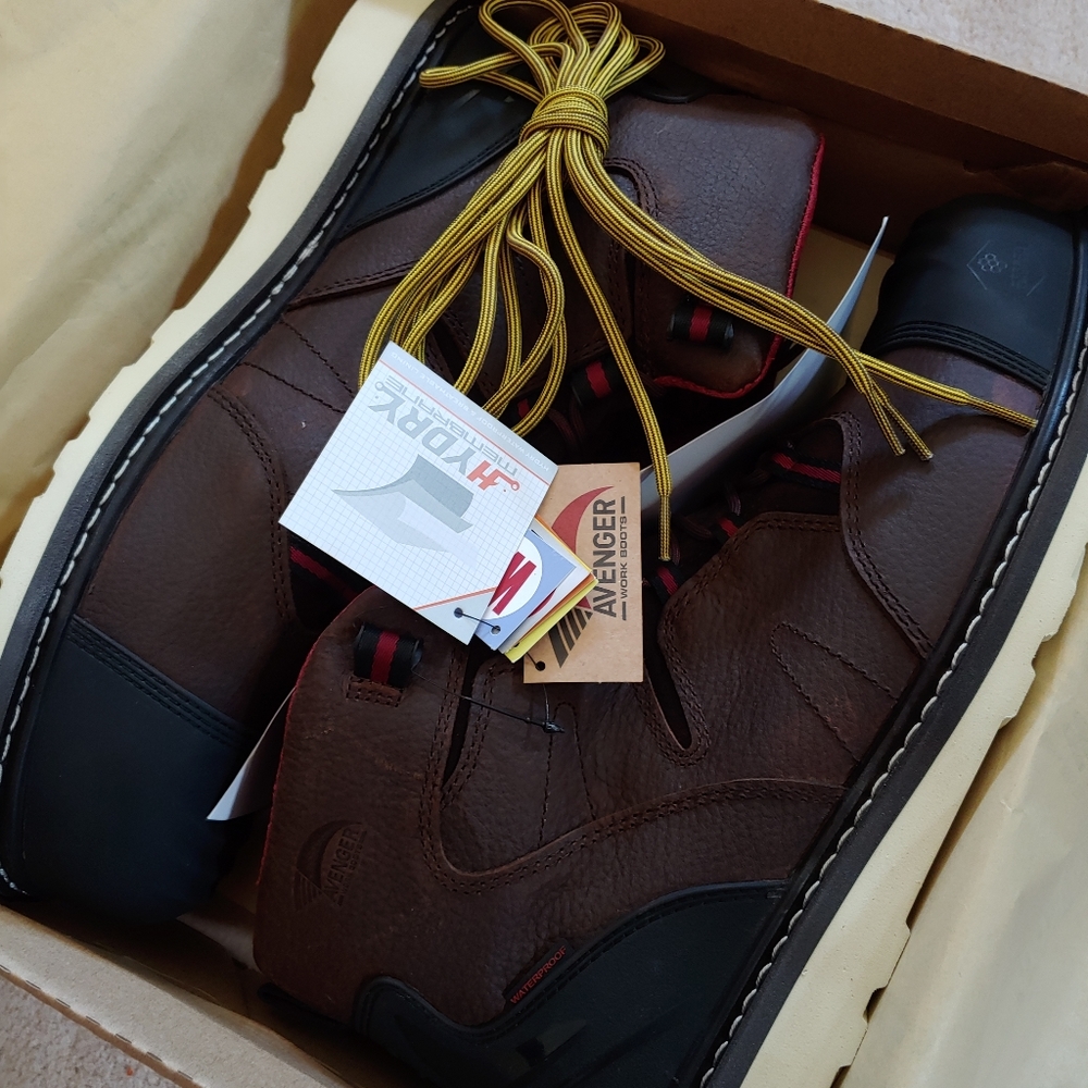 Avenger Safety Work Boots Size 17 Wide